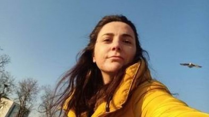 Gazeteci Yağmur Kaya haber takibi yaparken gözaltına alındı